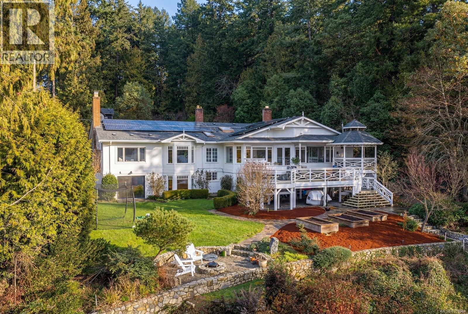 643 Senanus Dr, Central Saanich, British Columbia  V8M 1S6 - Photo 7 - 1031584