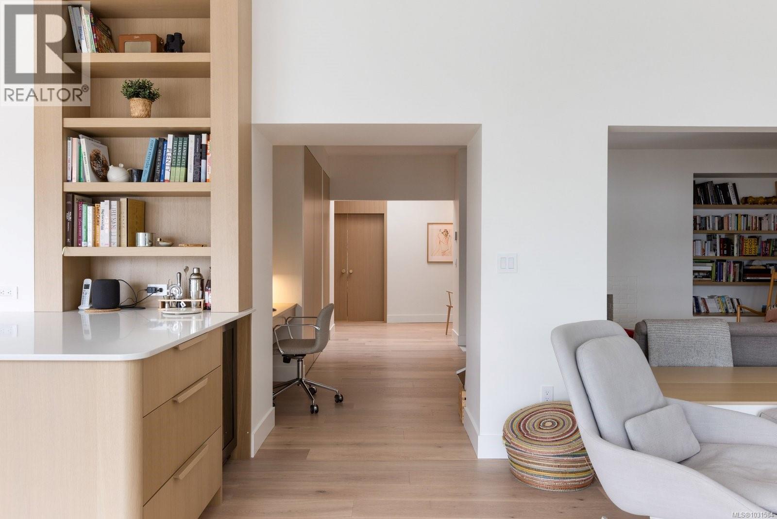 643 Senanus Dr, Central Saanich, British Columbia  V8M 1S6 - Photo 32 - 1031584