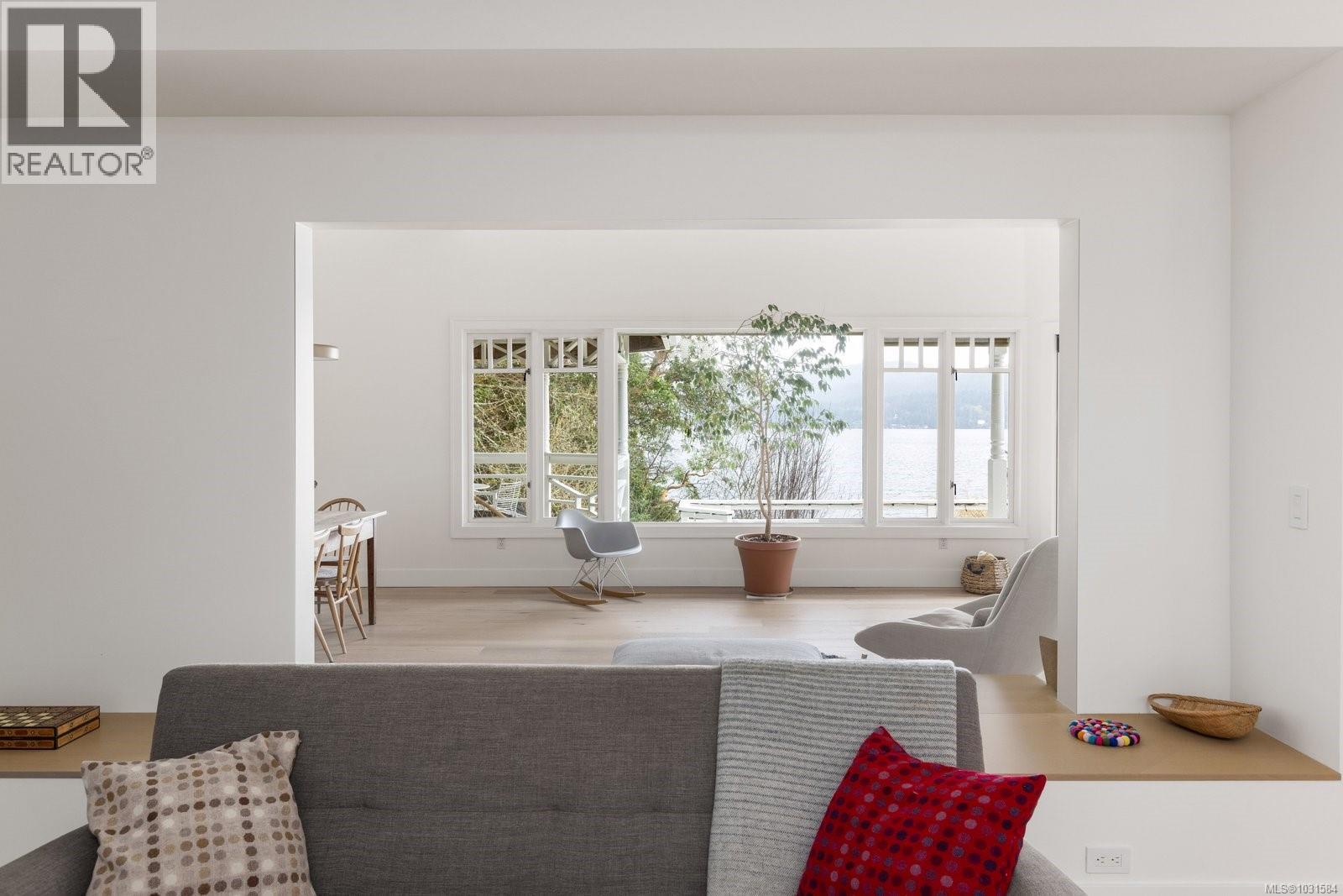 643 Senanus Dr, Central Saanich, British Columbia  V8M 1S6 - Photo 20 - 1031584