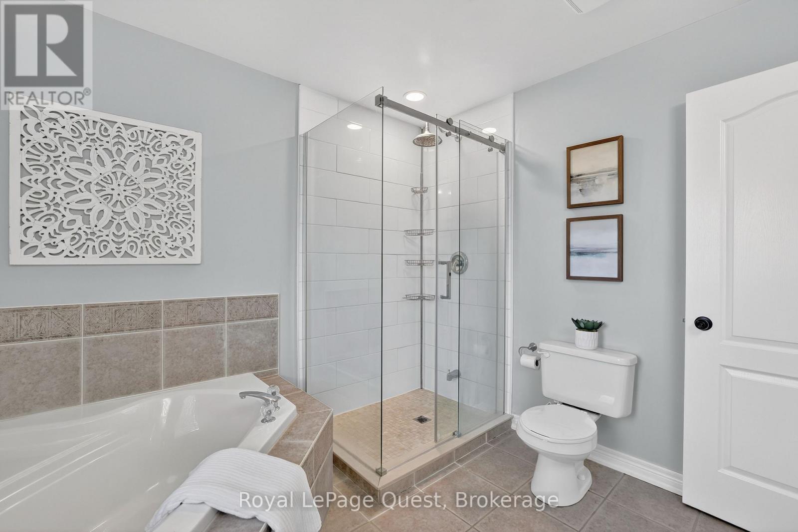 153 Woodbury Crescent, Newmarket, Ontario  L3X 2S5 - Photo 18 - N13040686