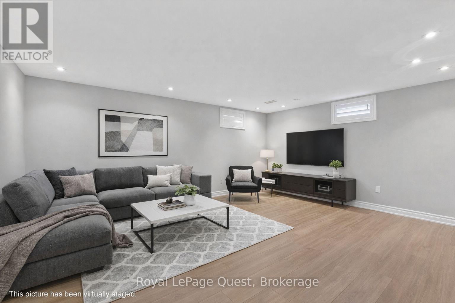 153 Woodbury Crescent, Newmarket, Ontario  L3X 2S5 - Photo 22 - N13040686