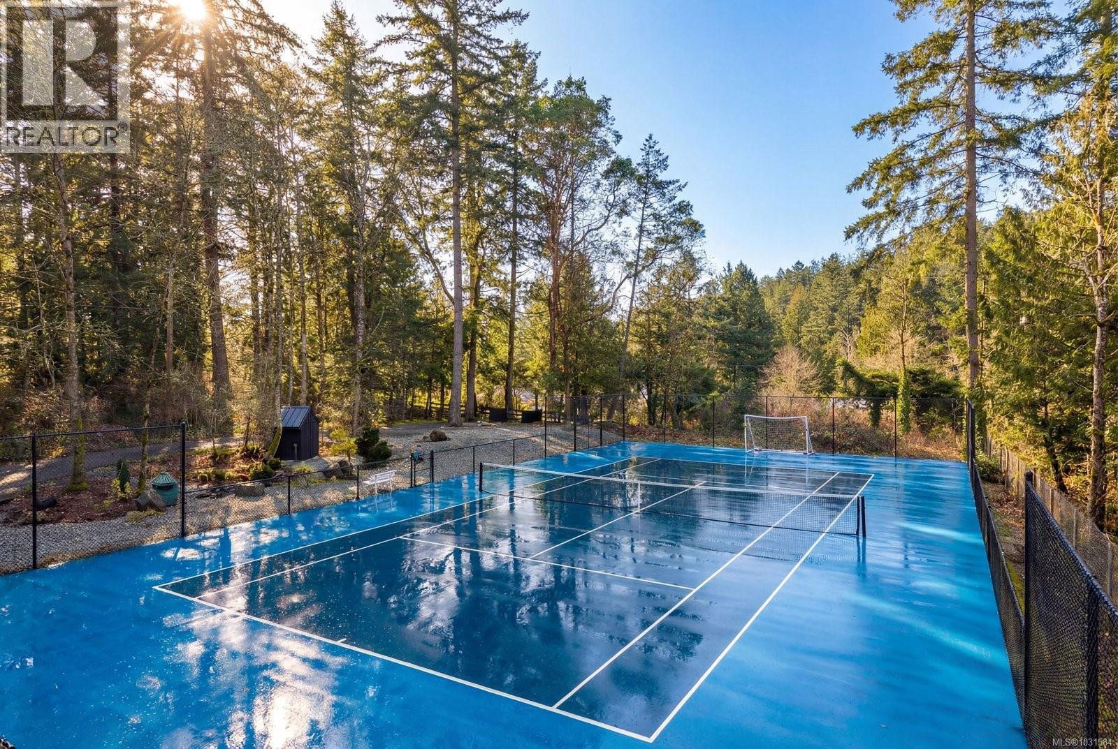 643 Senanus Dr, Central Saanich, British Columbia  V8M 1S6 - Photo 13 - 1031584