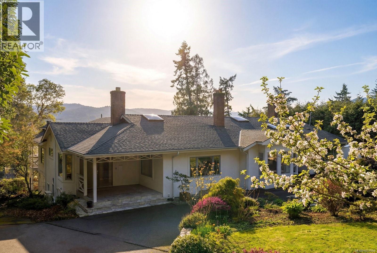 643 Senanus Dr, Central Saanich, British Columbia  V8M 1S6 - Photo 14 - 1031584