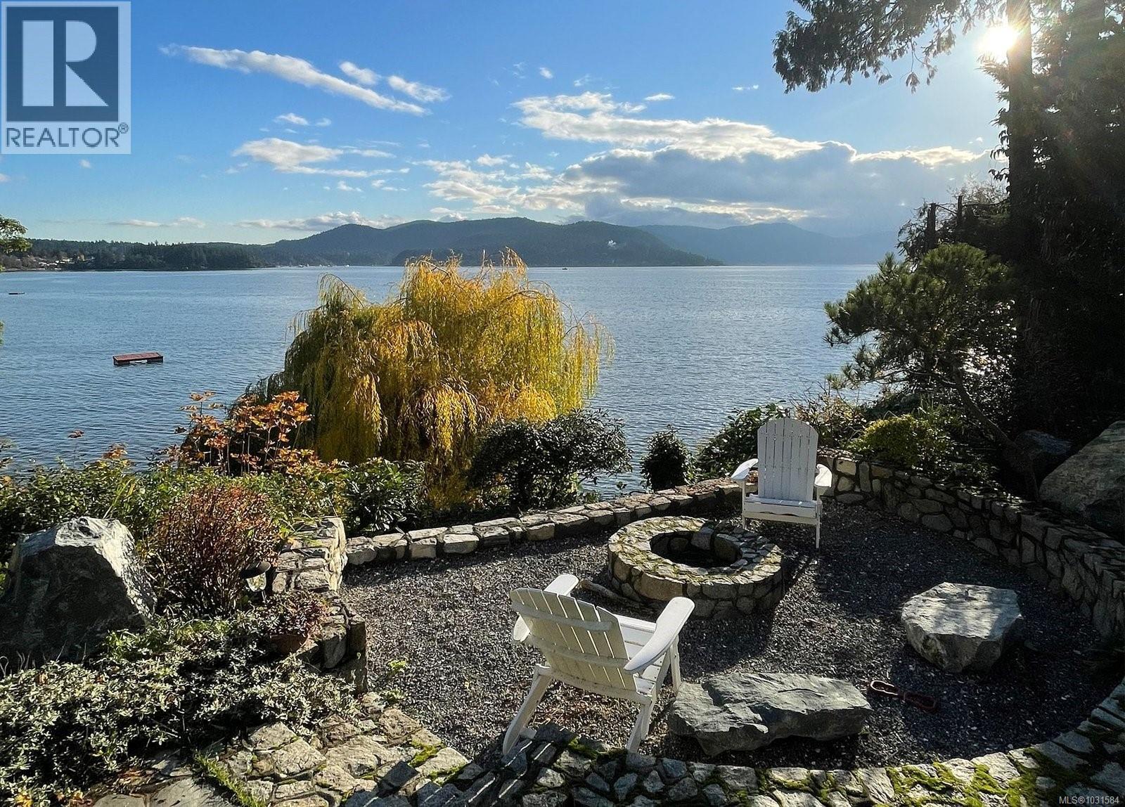 643 Senanus Dr, Central Saanich, British Columbia  V8M 1S6 - Photo 79 - 1031584