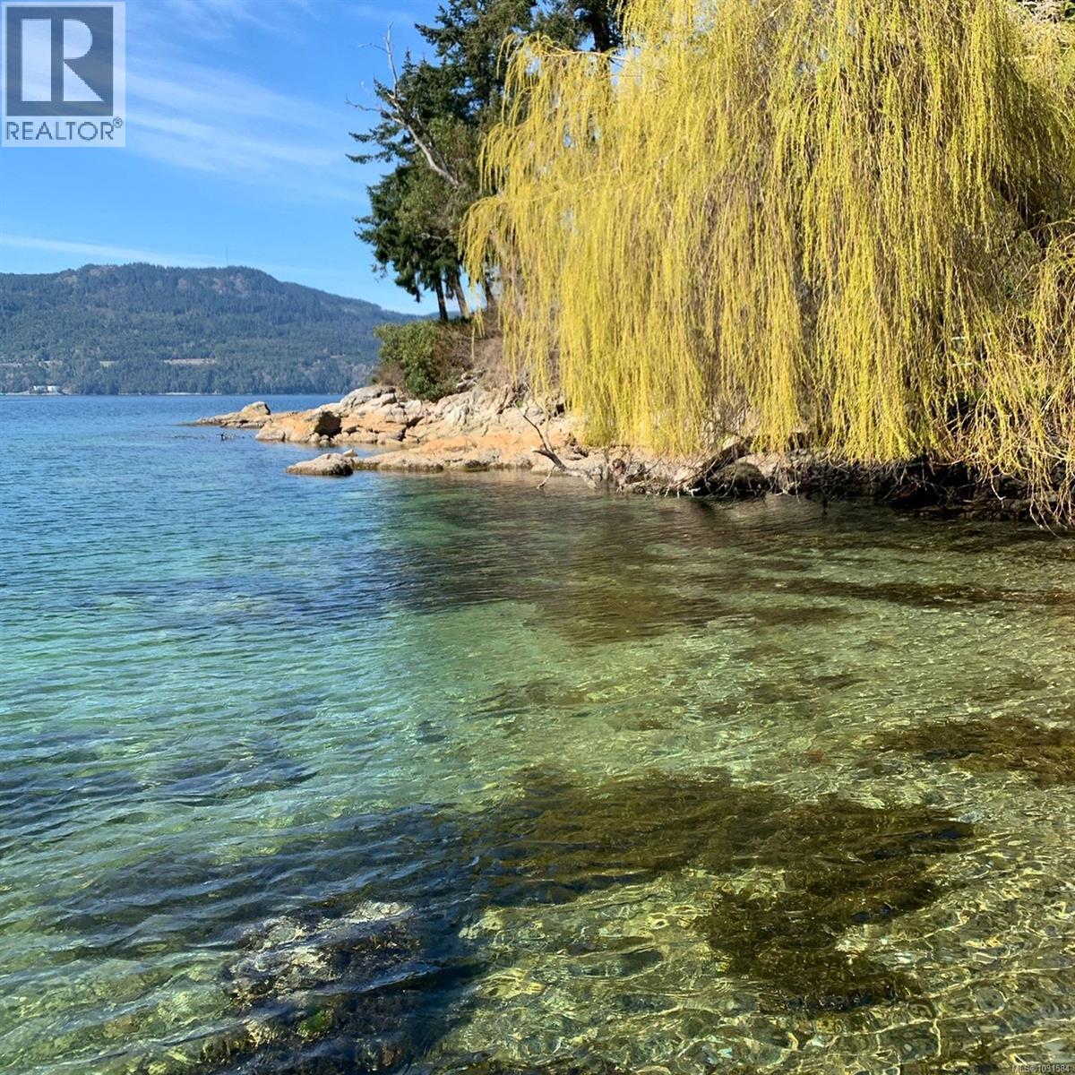 643 Senanus Dr, Central Saanich, British Columbia  V8M 1S6 - Photo 85 - 1031584