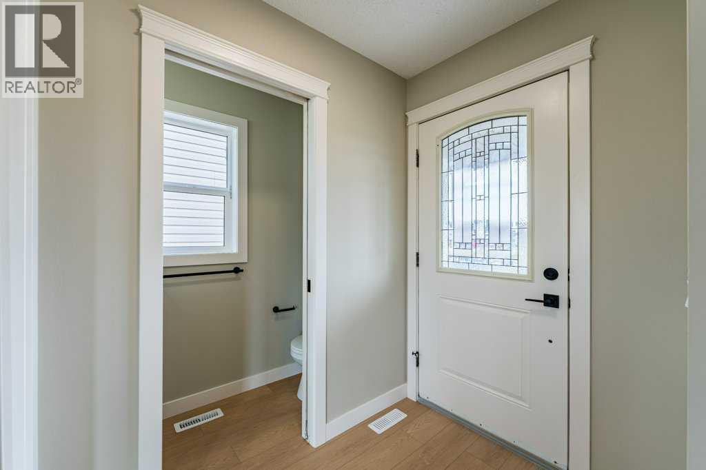 11 Saddlemont Close NE, Calgary, Alberta  T3J 4V3 - Photo 2 - A2301373