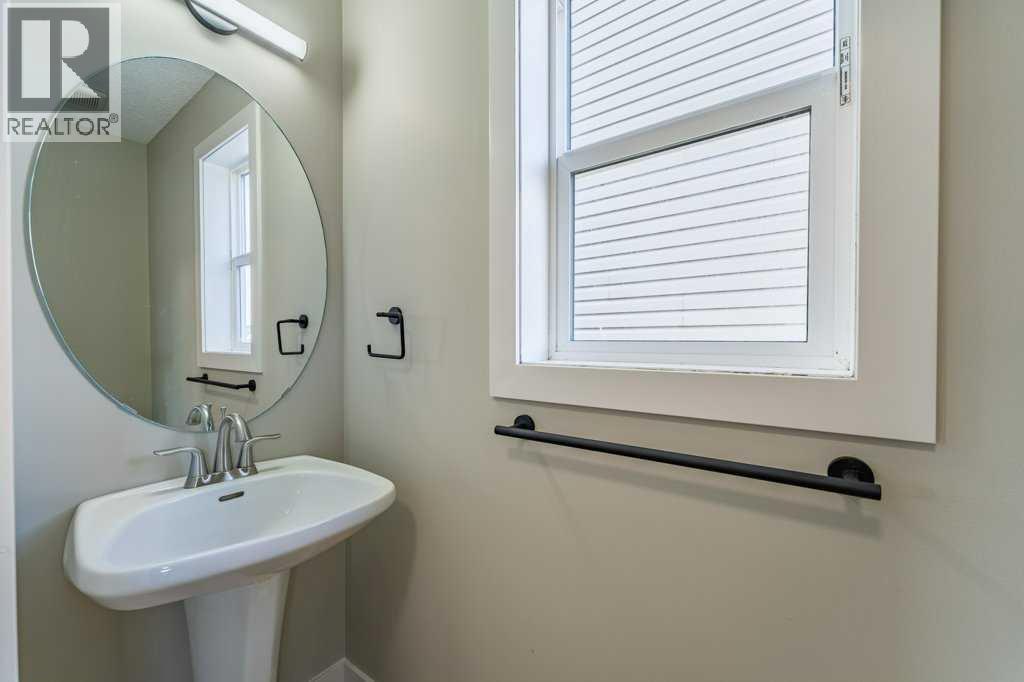 11 Saddlemont Close NE, Calgary, Alberta  T3J 4V3 - Photo 4 - A2301373