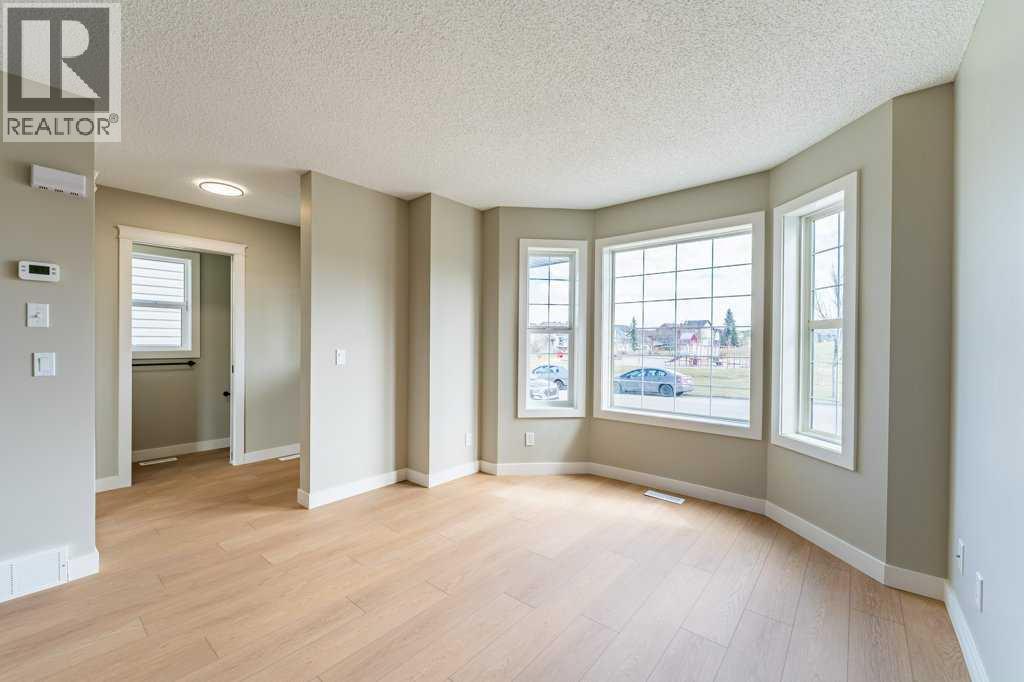 11 Saddlemont Close NE, Calgary, Alberta  T3J 4V3 - Photo 5 - A2301373