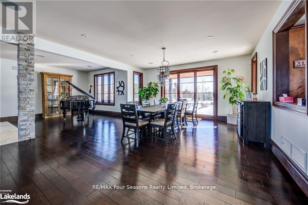 12 Windrose Valley Boulevard, Clearview, Ontario  L9Y 0K2 - Photo 10 - S13041000