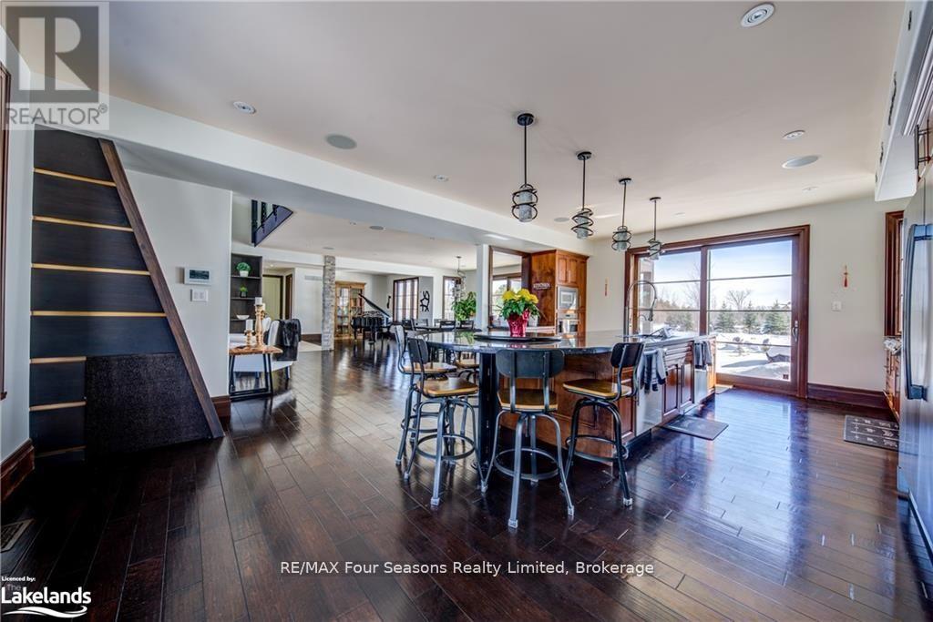 12 Windrose Valley Boulevard, Clearview, Ontario  L9Y 0K2 - Photo 14 - S13041000