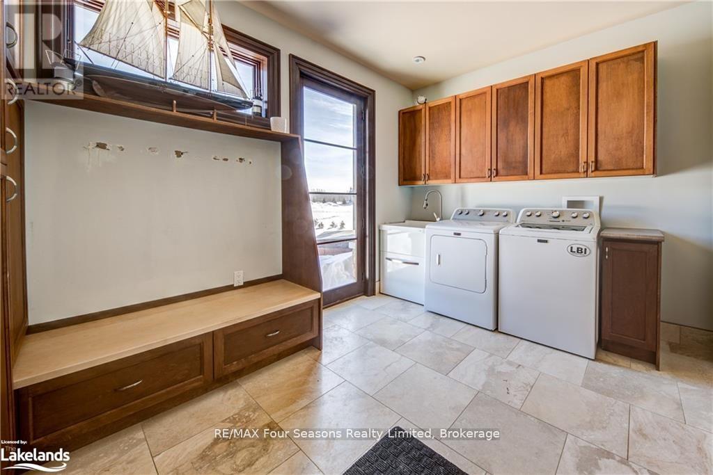 12 Windrose Valley Boulevard, Clearview, Ontario  L9Y 0K2 - Photo 18 - S13041000