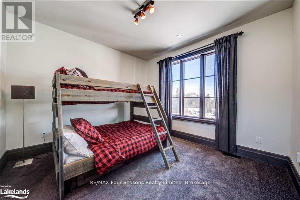 12 Windrose Valley Boulevard, Clearview, Ontario  L9Y 0K2 - Photo 34 - S13041000