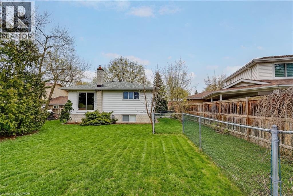 2145 Sandringham Drive, Burlington, Ontario  L7P 1T8 - Photo 24 - 40816443