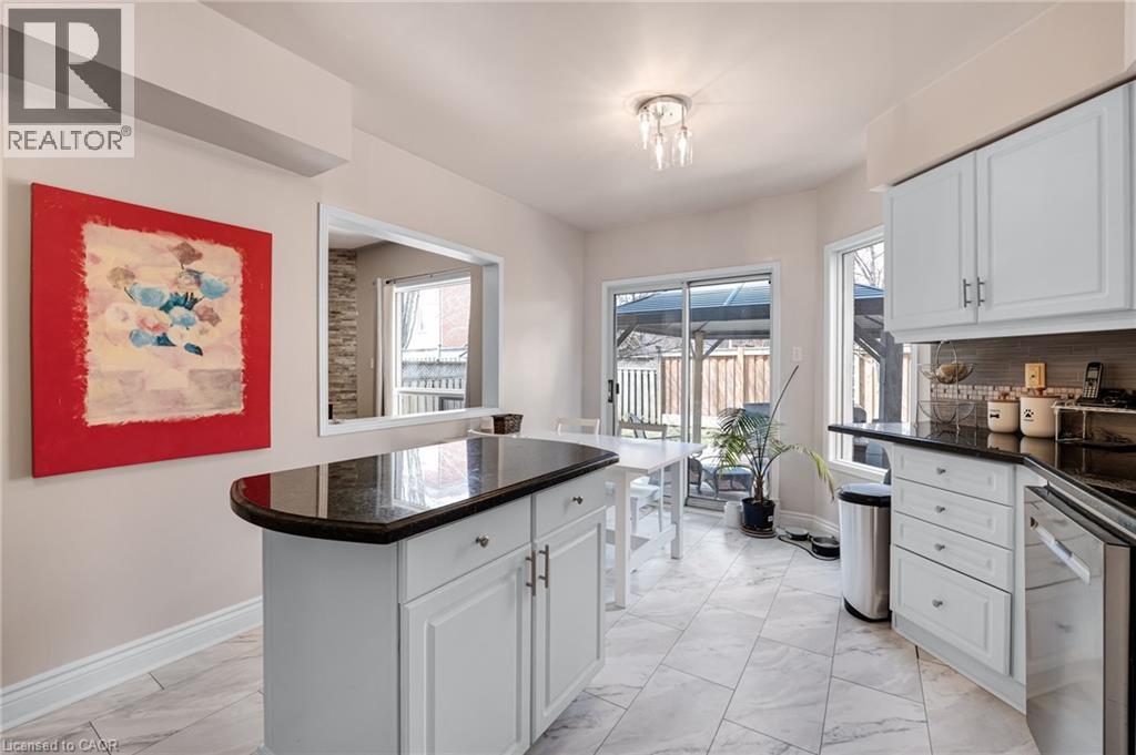 249 Rushbrook Drive, Newmarket, Ontario  L3X 2K2 - Photo 12 - 40823705