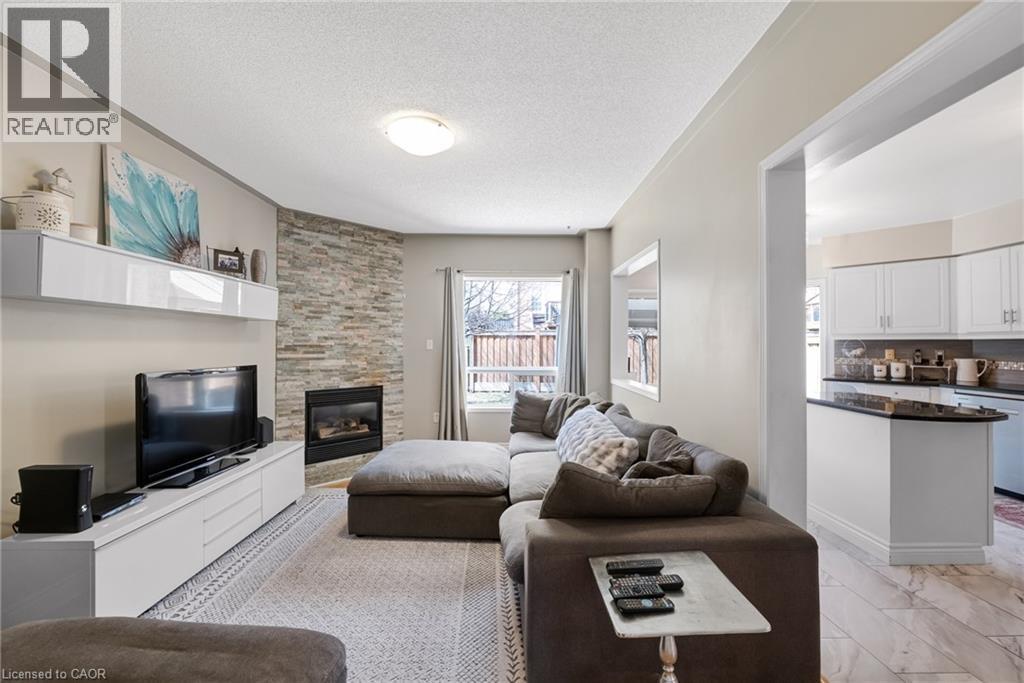 249 Rushbrook Drive, Newmarket, Ontario  L3X 2K2 - Photo 16 - 40823705