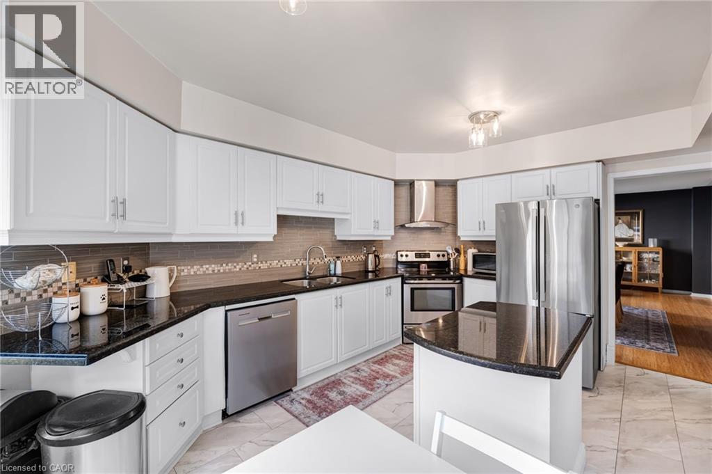 249 Rushbrook Drive, Newmarket, Ontario  L3X 2K2 - Photo 14 - 40823705