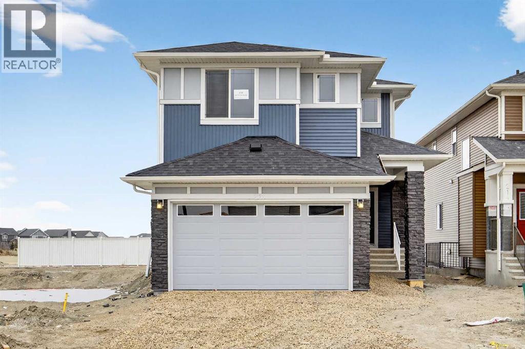 218 Bayview Park SW, Airdrie, Alberta  T4B 3B1 - Photo 1 - A2298006