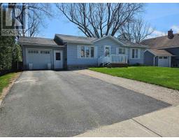 210 ALBERT STREET, centre wellington (fergus), Ontario