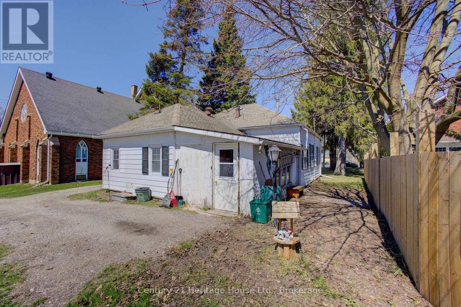 221 Lambton Street E, West Grey, Ontario  N0G 1R0 - Photo 32 - X13040940