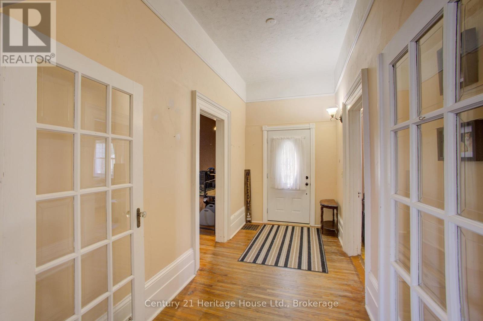 221 Lambton Street E, West Grey, Ontario  N0G 1R0 - Photo 9 - X13040940