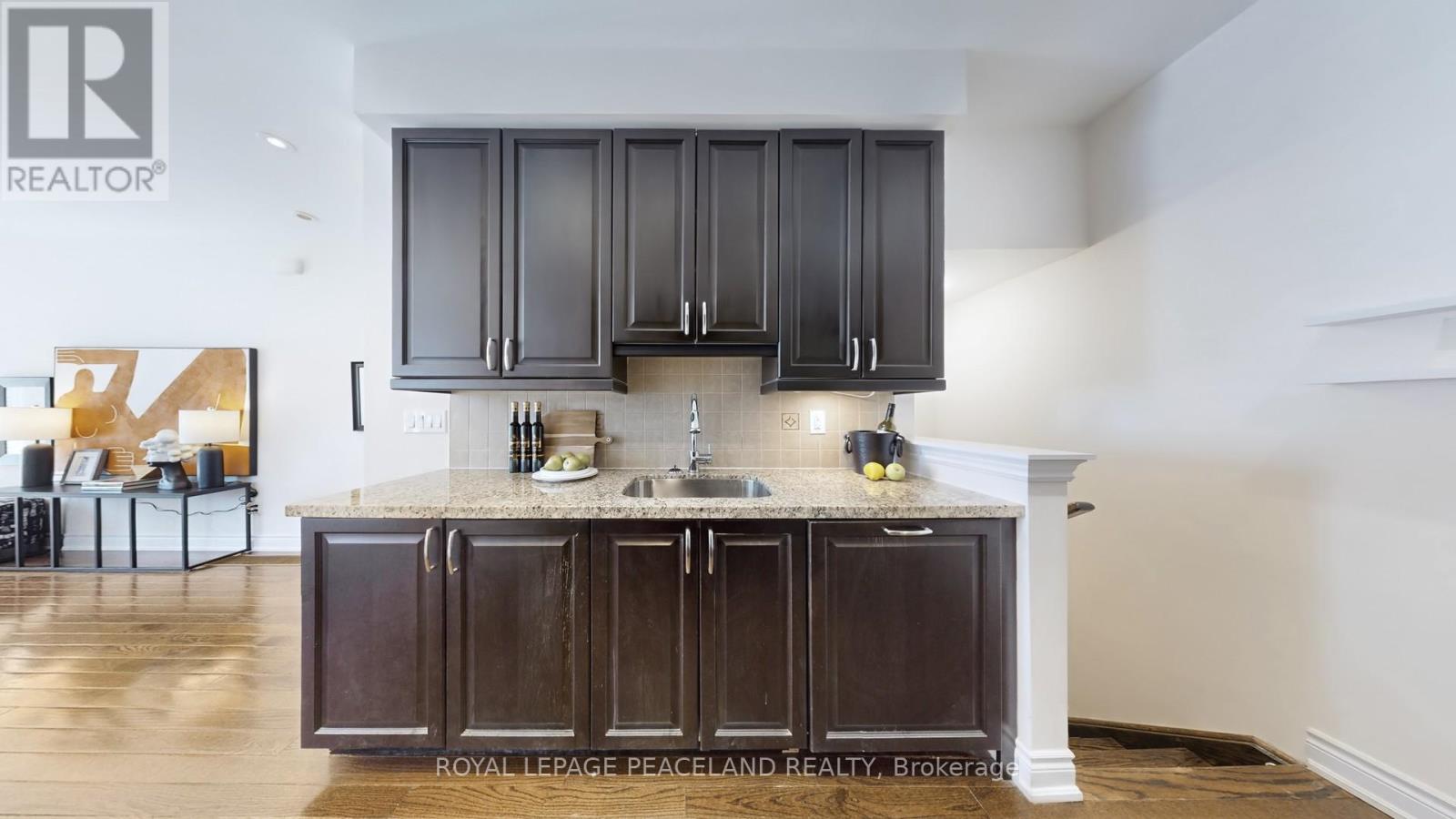 82 Hargrave Lane, Toronto, Ontario  M4N 0A4 - Photo 10 - C13040922