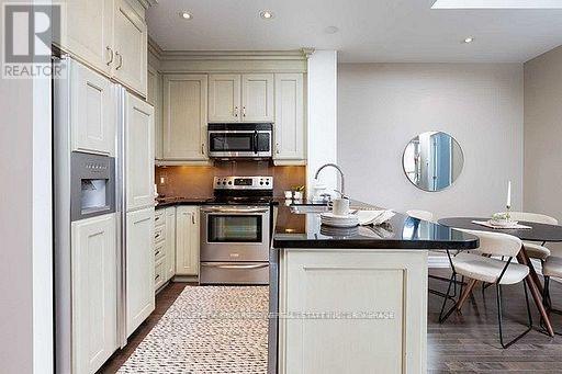 332 - 21 Burkebrook Place, Toronto, Ontario  M4G 0A2 - Photo 9 - C13040996