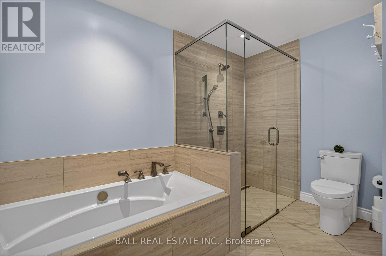 13540 Highway 35, Minden Hills, Ontario  K0M 2K0 - Photo 23 - X12904600