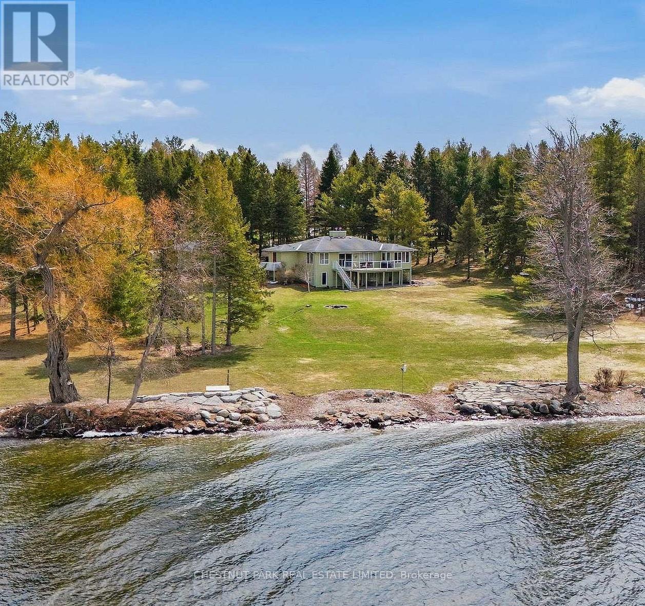 3587 COUNTY RD 7, Prince Edward County, Ontario