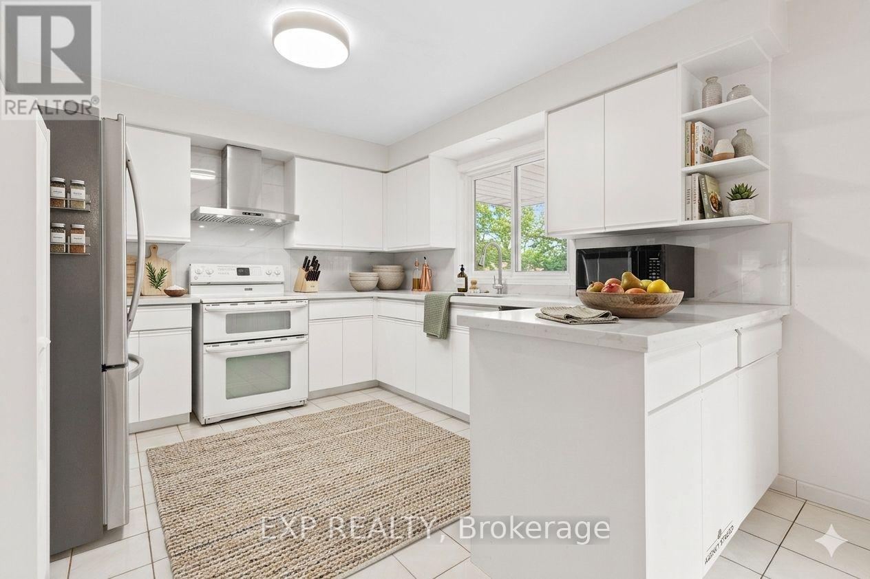 Main - 61 Dundee Crescent, Markham, Ontario  L3R 8Y9 - Photo 8 - N13028018