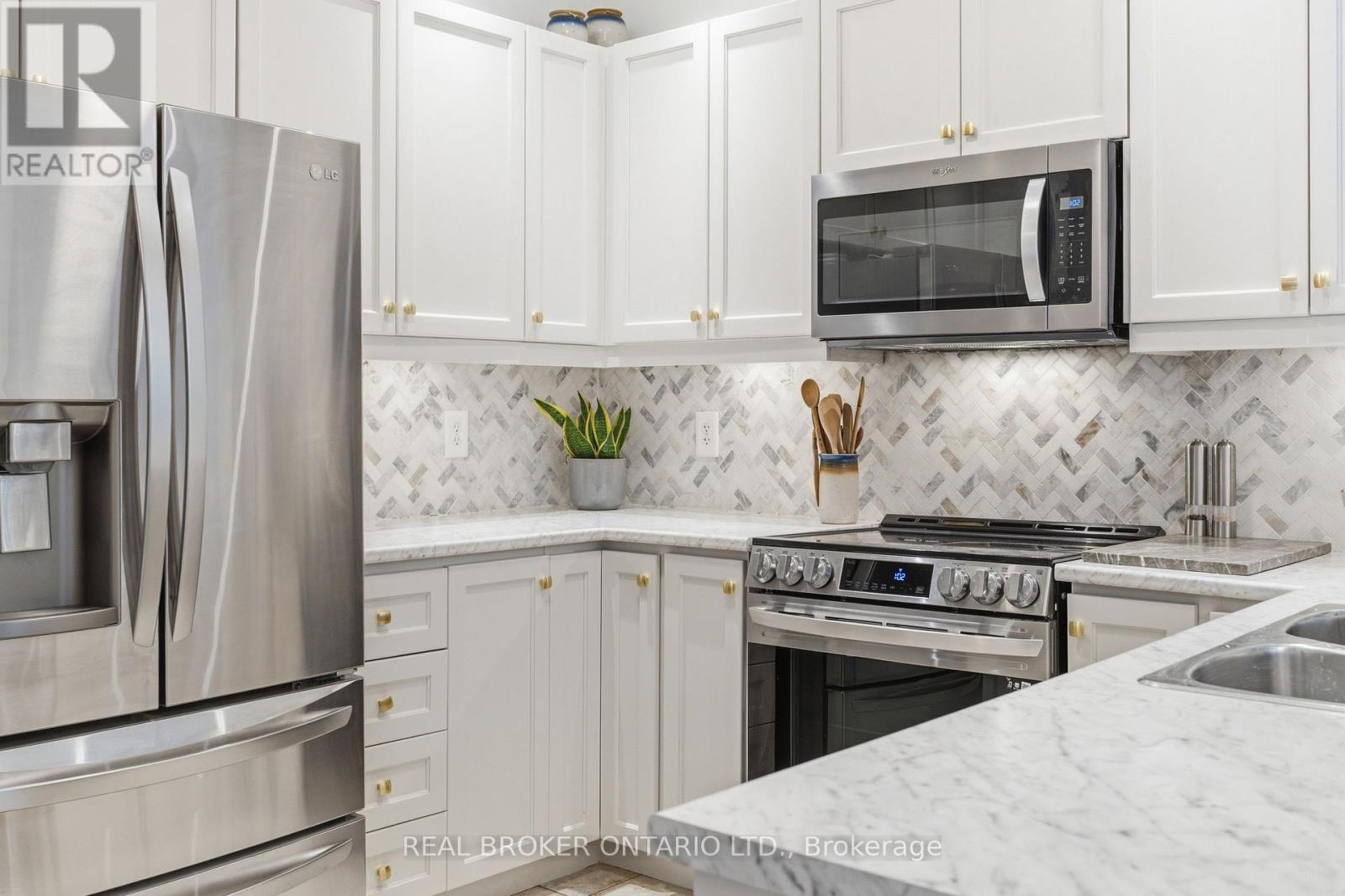 4648 Kearse Street, Burlington, Ontario  L7M 0E2 - Photo 15 - W13040512