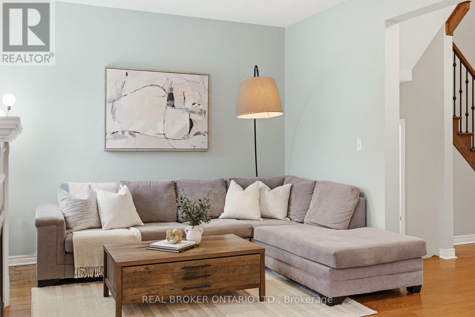 4648 Kearse Street, Burlington, Ontario  L7M 0E2 - Photo 5 - W13040512