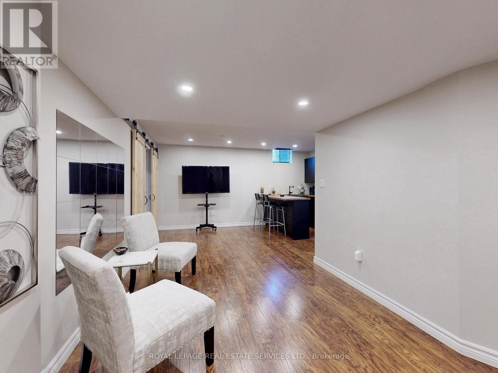 1158 Atkins Drive, Newmarket, Ontario  L3X 0A6 - Photo 34 - N13040732