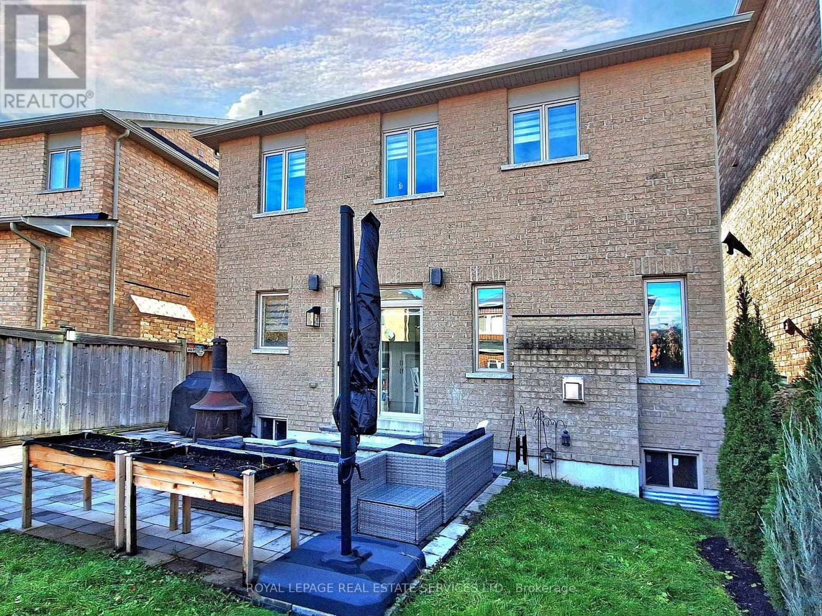 1158 Atkins Drive, Newmarket, Ontario  L3X 0A6 - Photo 43 - N13040732