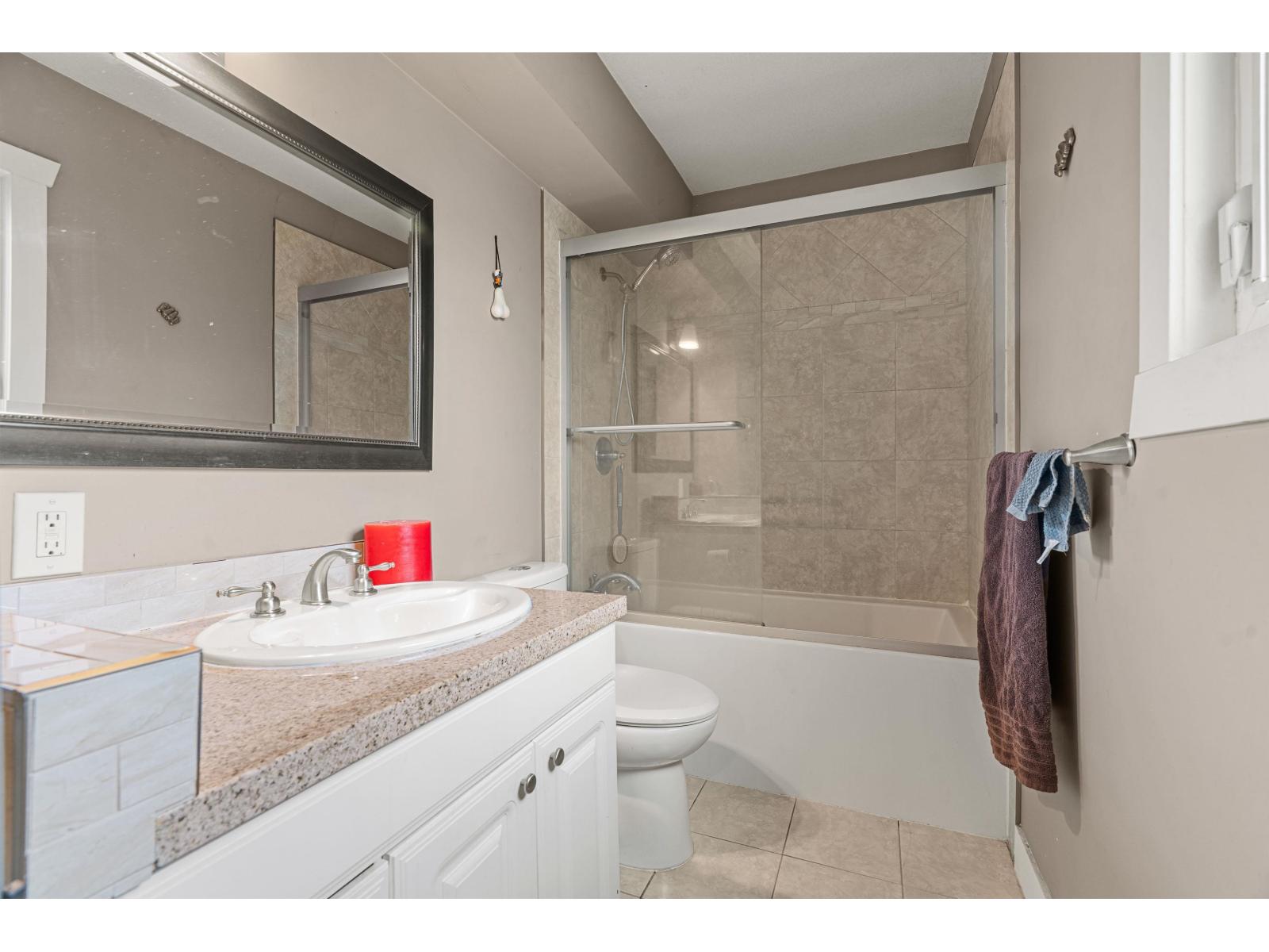 9716 Corbould Street, Chilliwack Proper West, Chilliwack, British Columbia  V2P 4B5 - Photo 11 - R3114634