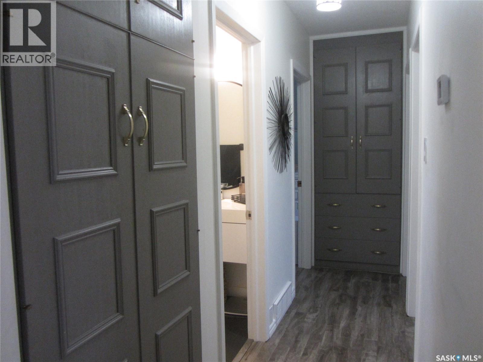 1802 Arlington Avenue, Saskatoon, Saskatchewan  S7H 2Y7 - Photo 11 - SK033773