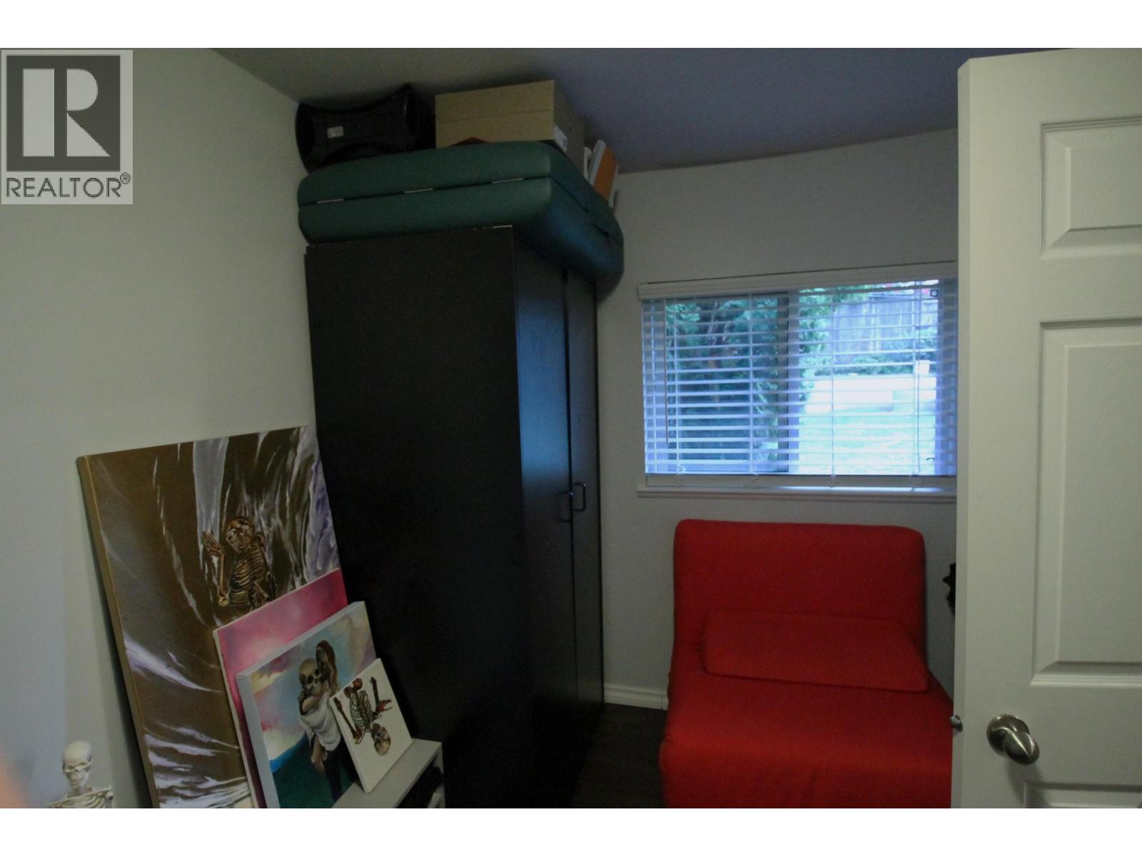 737 Robinson, Coquitlam, British Columbia  V3J 4E9 - Photo 6 - R3114935