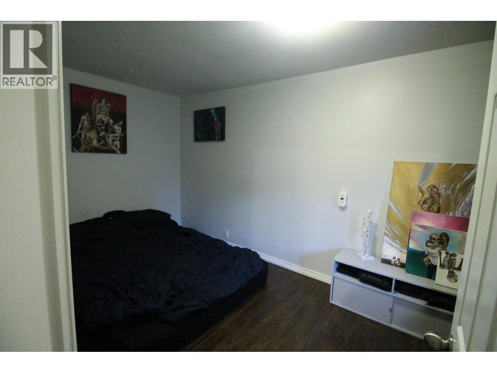 737 Robinson, Coquitlam, British Columbia  V3J 4E9 - Photo 5 - R3114935