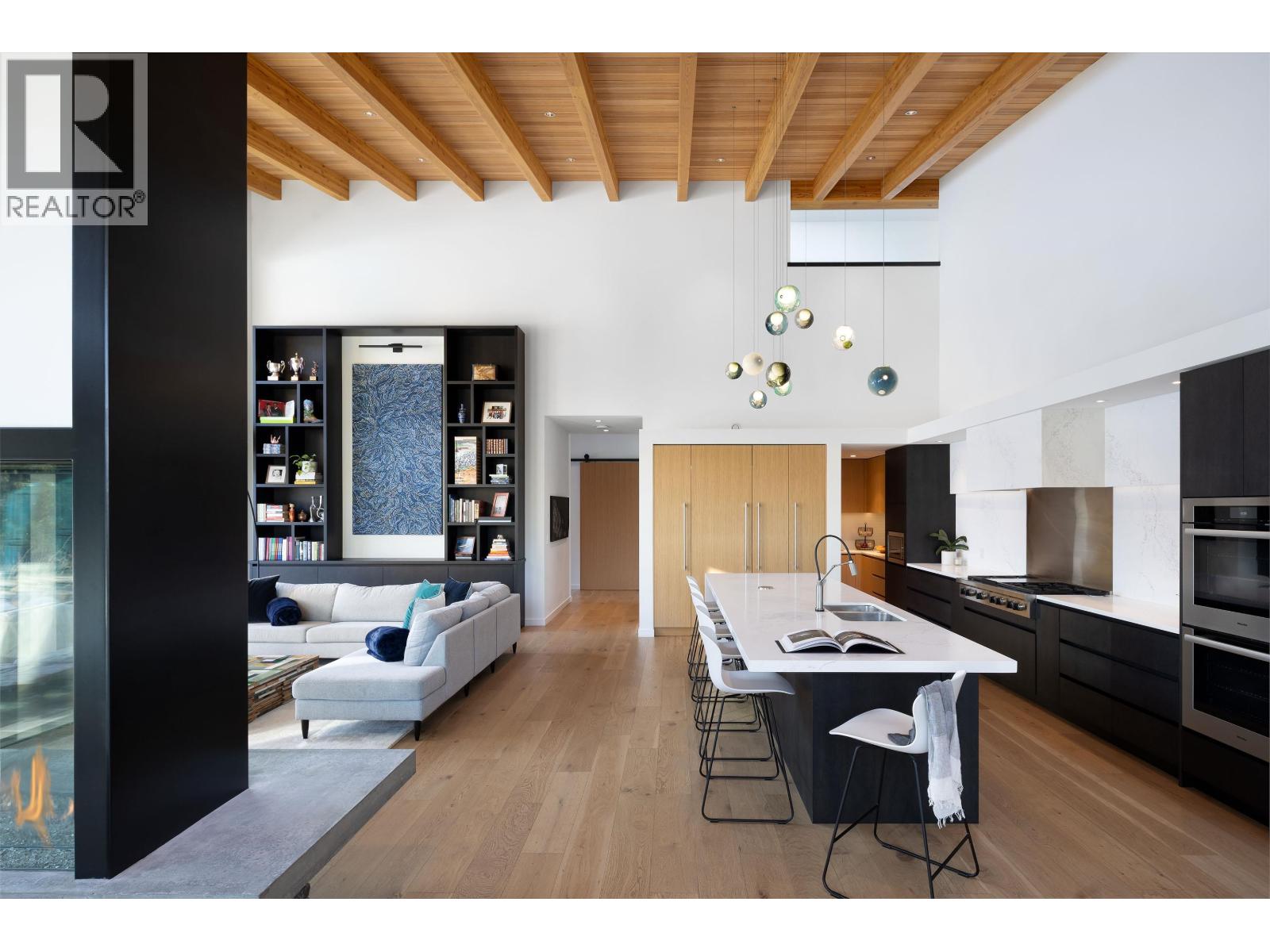 1600 Southlands Lane, Whistler, British Columbia  V8E 0A2 - Photo 5 - R3074414