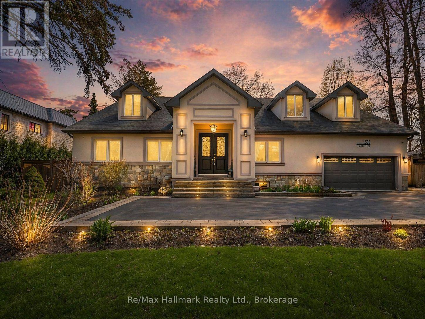 1508 OAKHILL DRIVE, Oakville, Ontario
