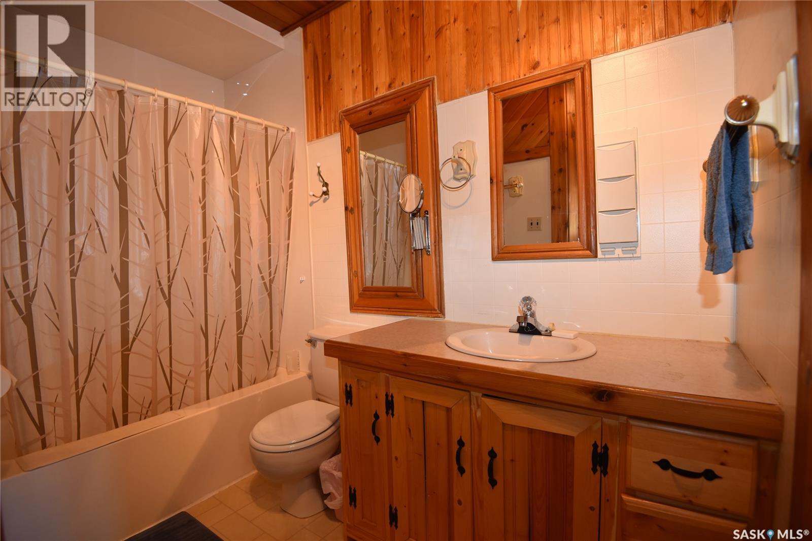 220 2nd Street E, Nipawin, Saskatchewan  S0E 1E0 - Photo 14 - SK033869