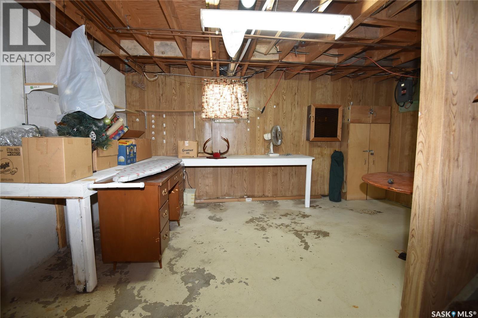 220 2nd Street E, Nipawin, Saskatchewan  S0E 1E0 - Photo 21 - SK033869