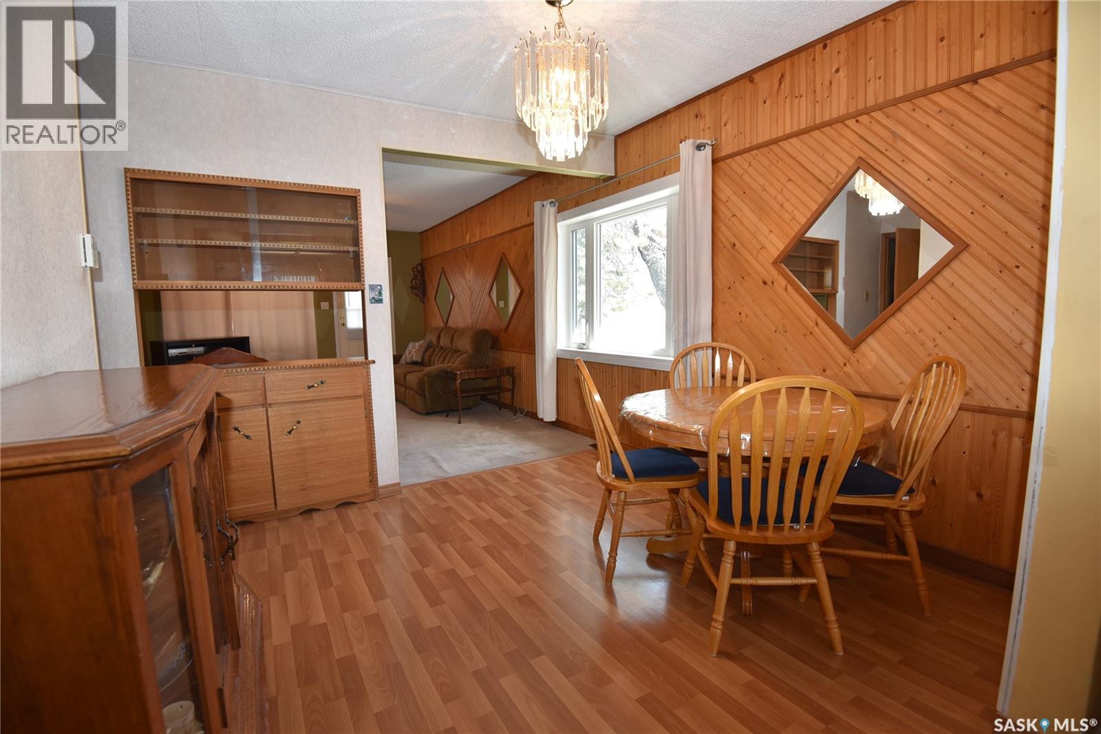 220 2nd Street E, Nipawin, Saskatchewan  S0E 1E0 - Photo 6 - SK033869