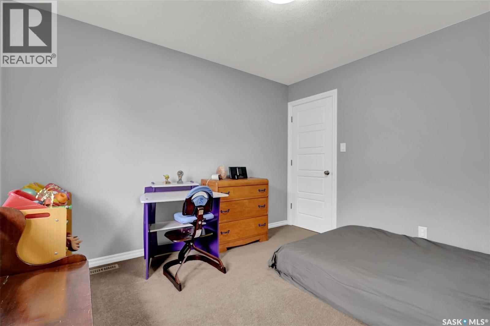 4217 Preston Crescent, Regina, Saskatchewan  S4X 0C6 - Photo 25 - SK033868