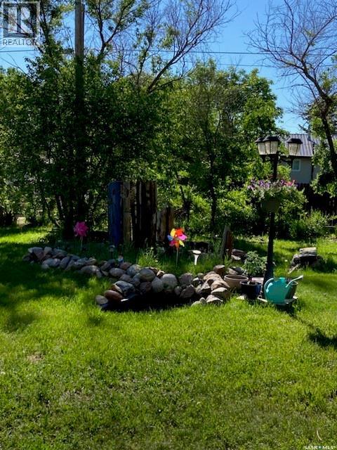 321 1st Street W, Ponteix, Saskatchewan  S0N 1Z0 - Photo 38 - SK033867