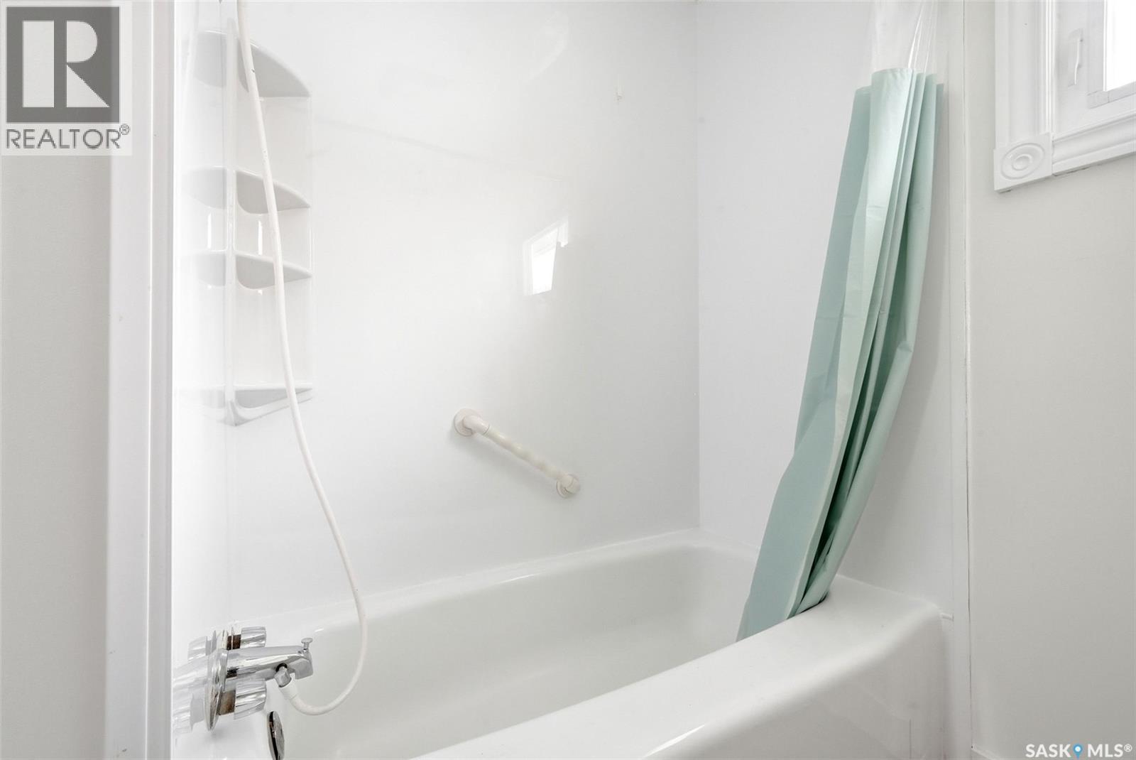 112 1st Avenue, Edenwold, Saskatchewan  S0G 1K0 - Photo 14 - SK033825