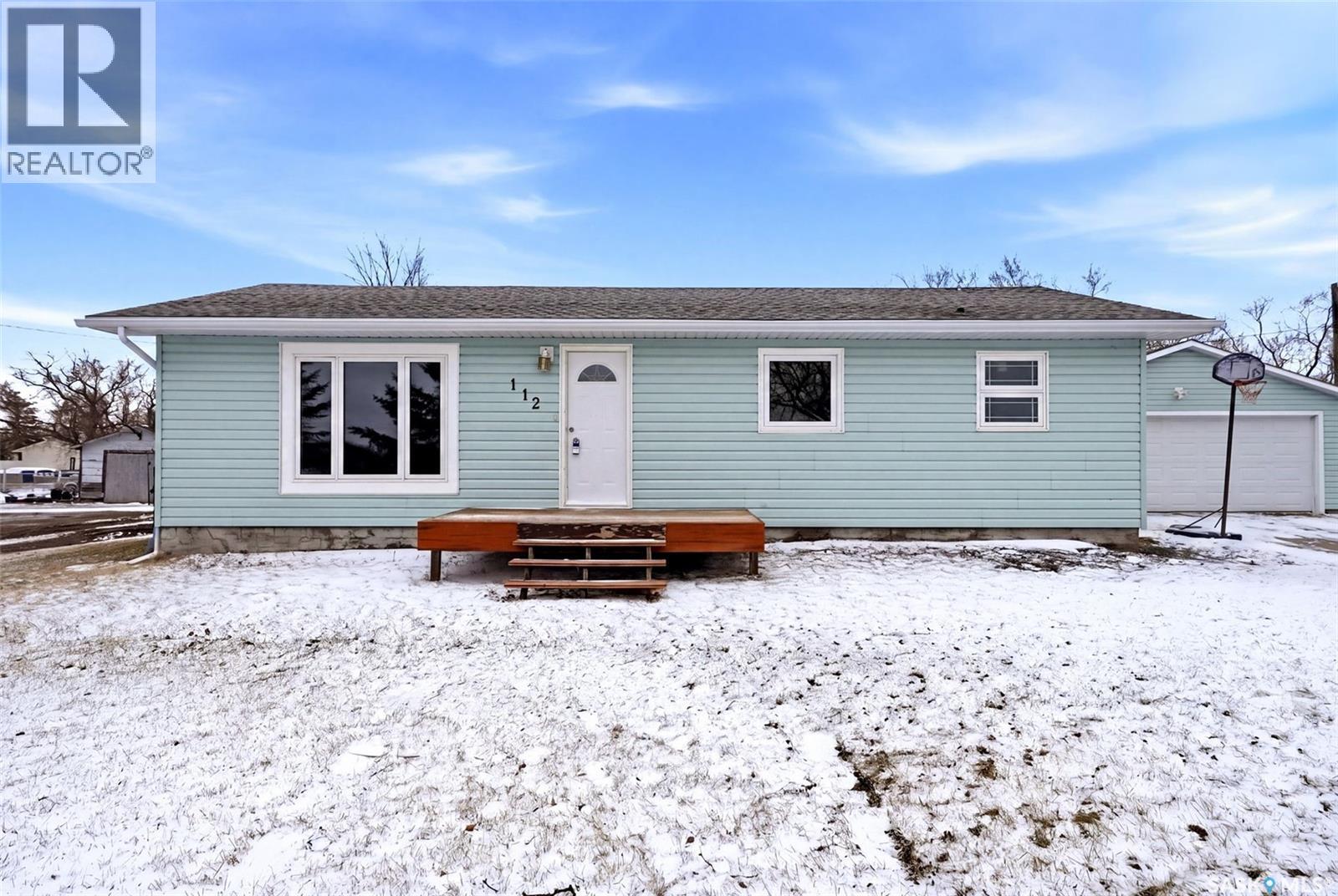 112 1st Avenue, Edenwold, Saskatchewan  S0G 1K0 - Photo 2 - SK033825