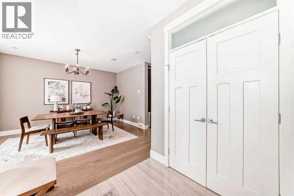 2117 51 Avenue SW, Calgary, Alberta  T3E 1J8 - Photo 3 - A2297431