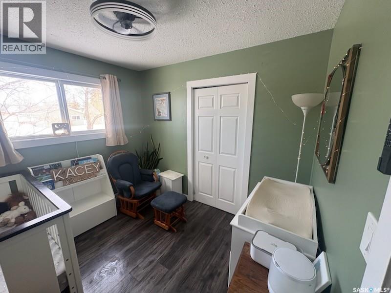 602 97th Avenue, Tisdale, Saskatchewan  S0E 1T0 - Photo 10 - SK033755