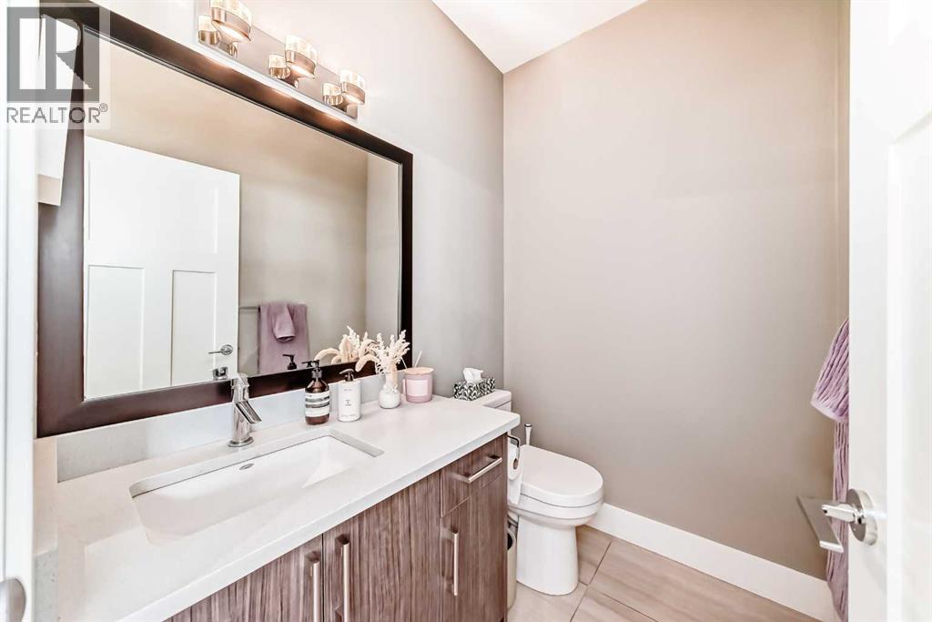 2117 51 Avenue SW, Calgary, Alberta  T3E 1J8 - Photo 17 - A2297431