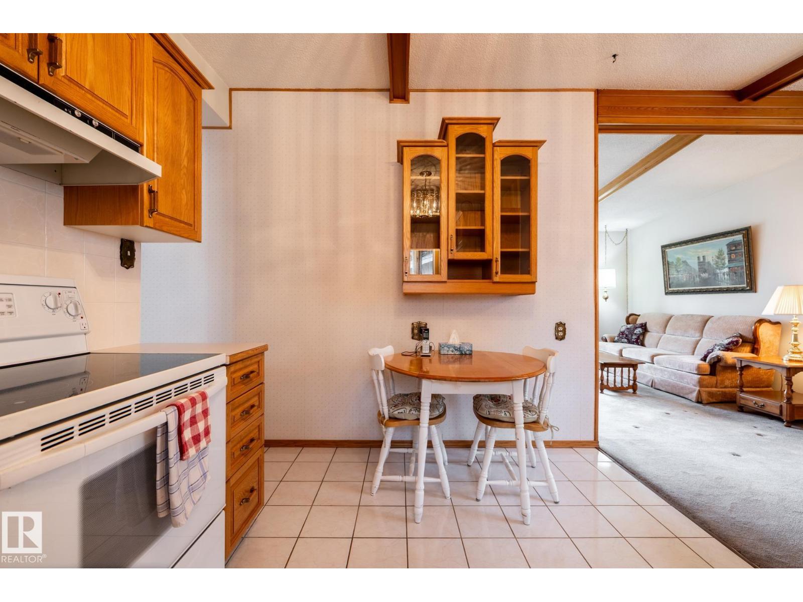 8612 68a St Nw, Edmonton, Alberta  T6B 1T5 - Photo 14 - E4484024